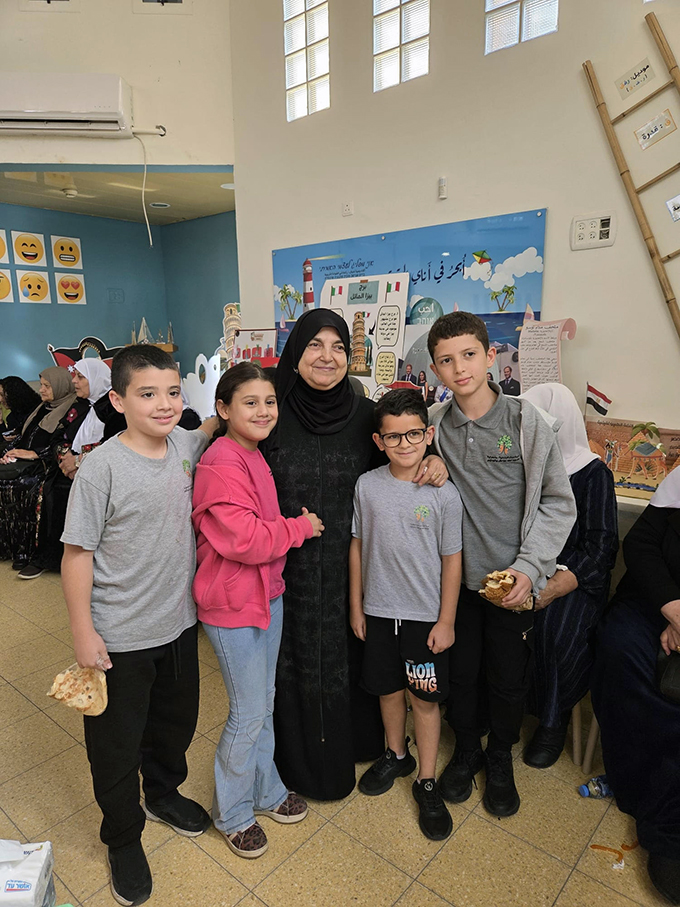 ملتقى الأجيال في مدرسة أجيال الابتدائية في جلجولية